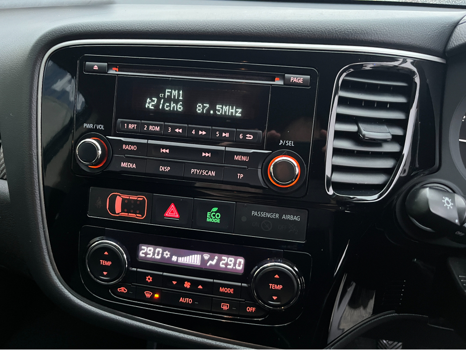 2016 Mitsubishi Outlander 4WD 2 SEAT COMMERCIAL 2.4 DIESEL //NO VAT// €10,950