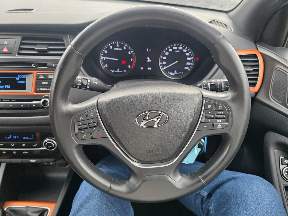 2017 Hyundai i20 - image 9