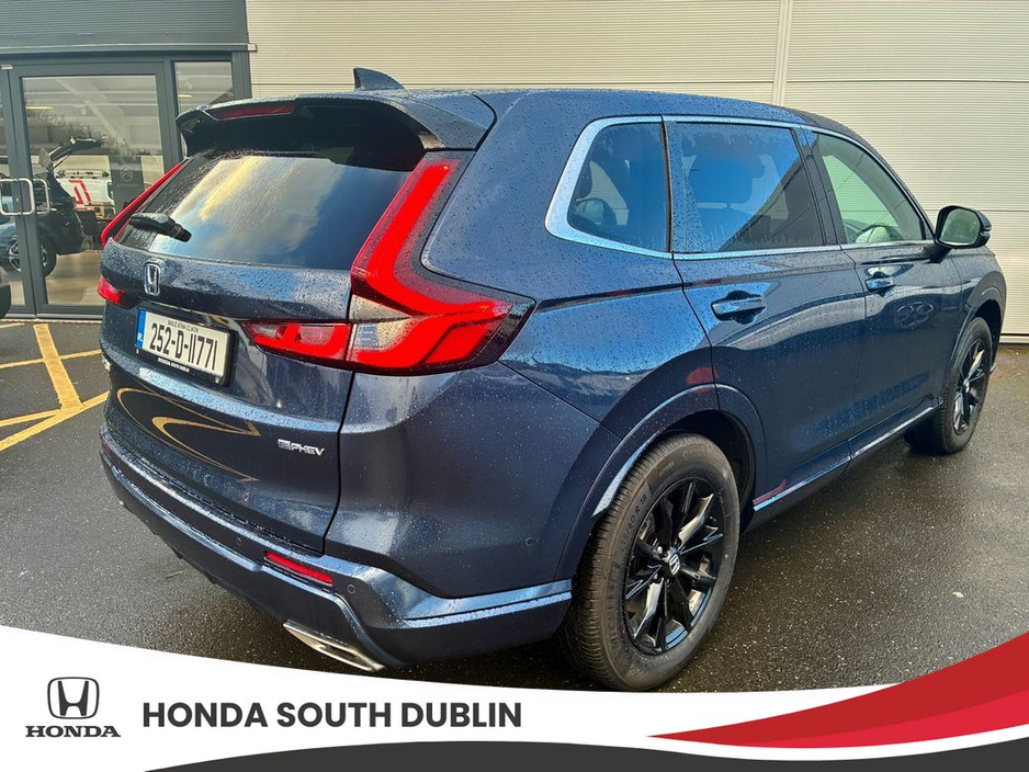 2025 Honda CR-V - image 6