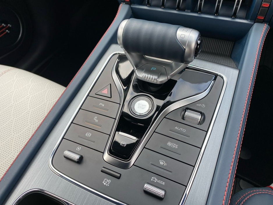 2025 BYD ATTO 3 - image 14