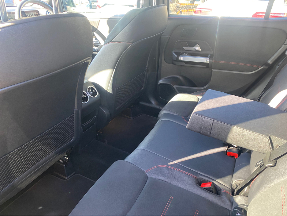 2020 Mercedes-Benz GLB - image 23