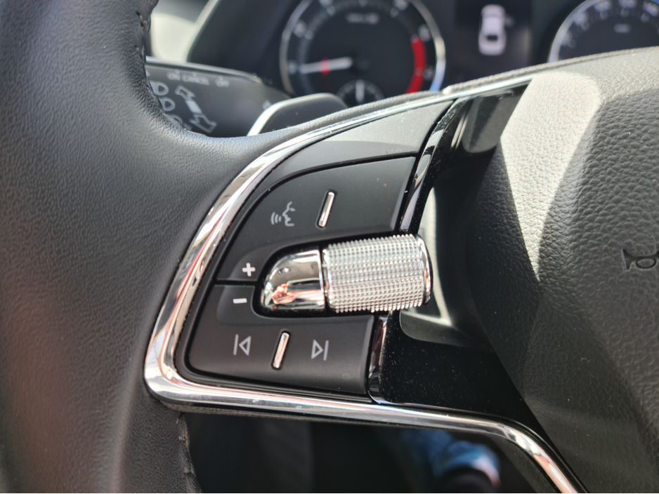 2024 Skoda Octavia - image 13