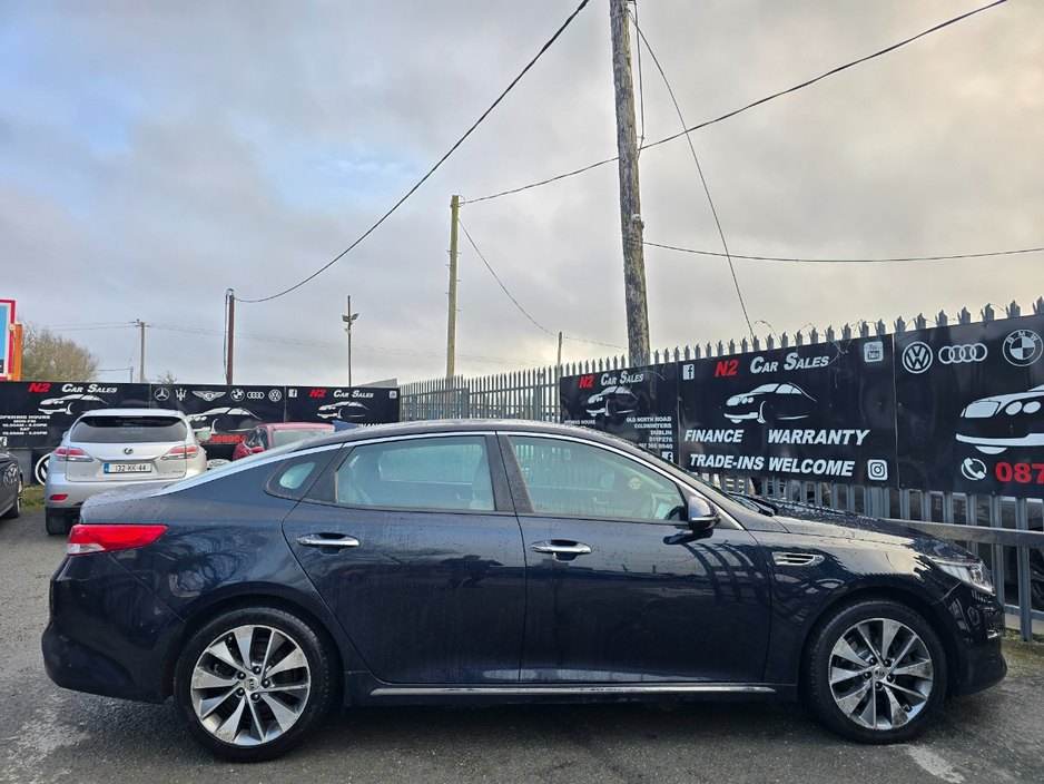 2018 Kia Optima - image 9