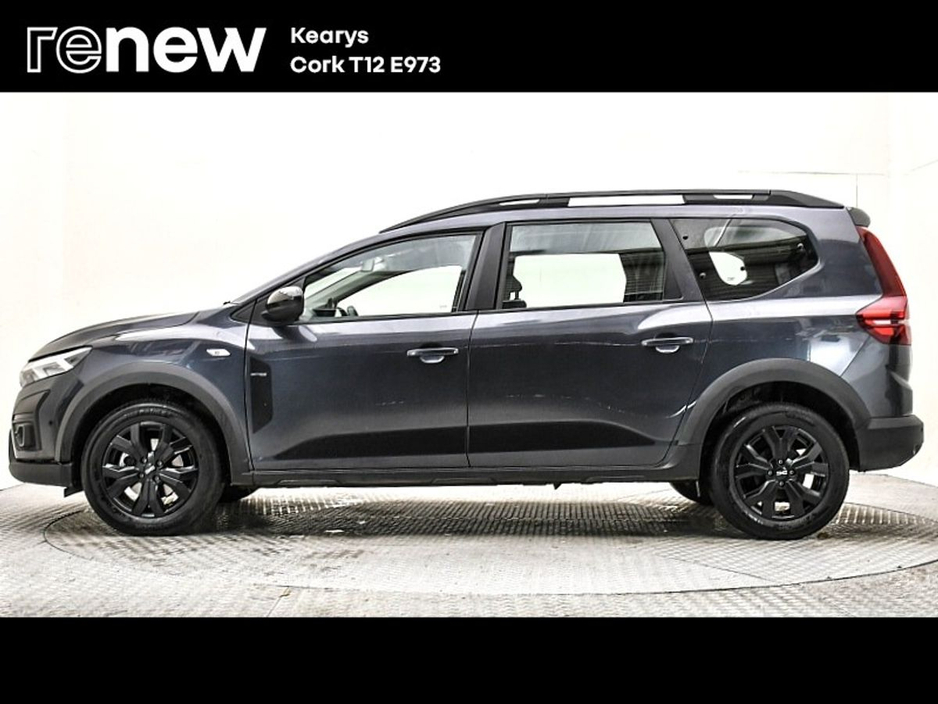 2023 Dacia Jogger Extreme SE TCe 110 NBI €23,000