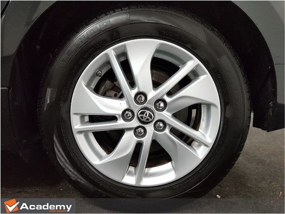 2022 Toyota Yaris Hybrid Luna 4DR Auto €19,490