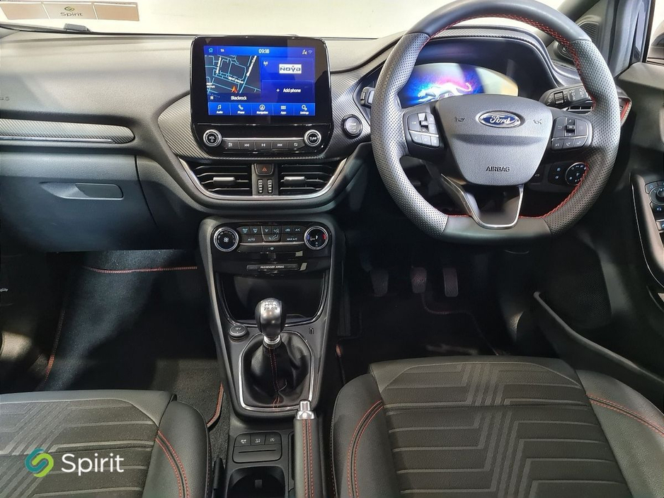 2022 Ford Puma - image 4