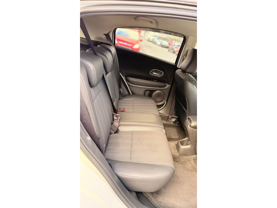 2015 Honda Vezel  €13,700