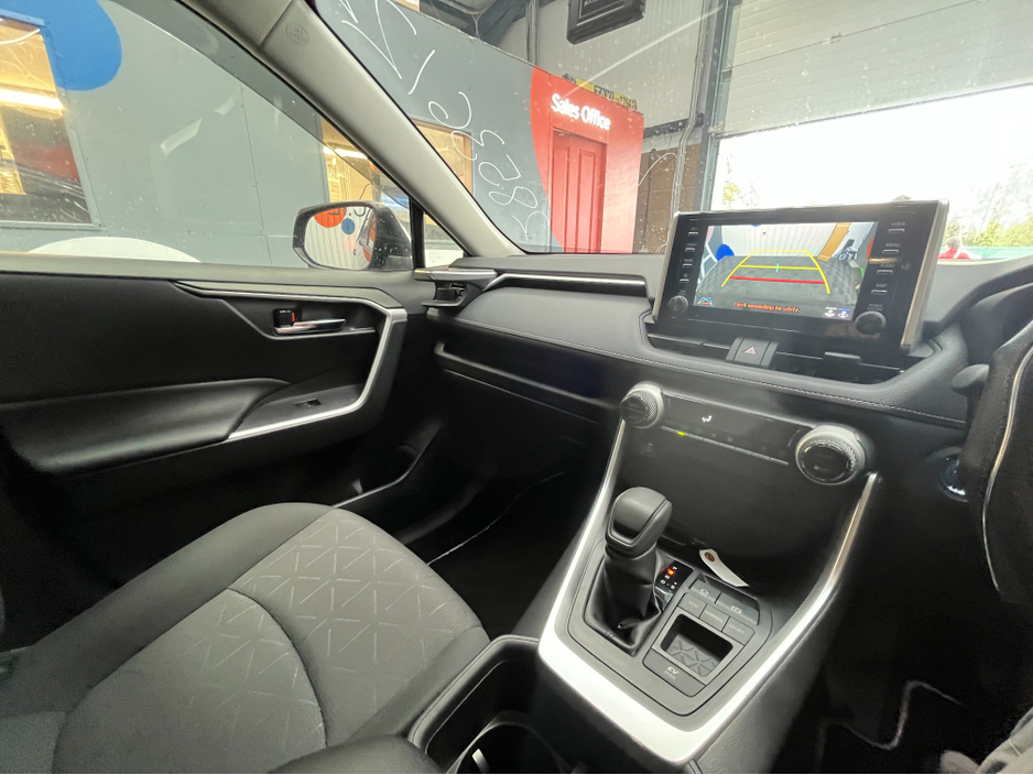 2022 Toyota Rav4 - image 15