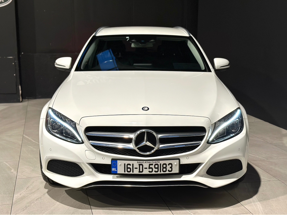 2016 Mercedes-Benz C Class - image 4