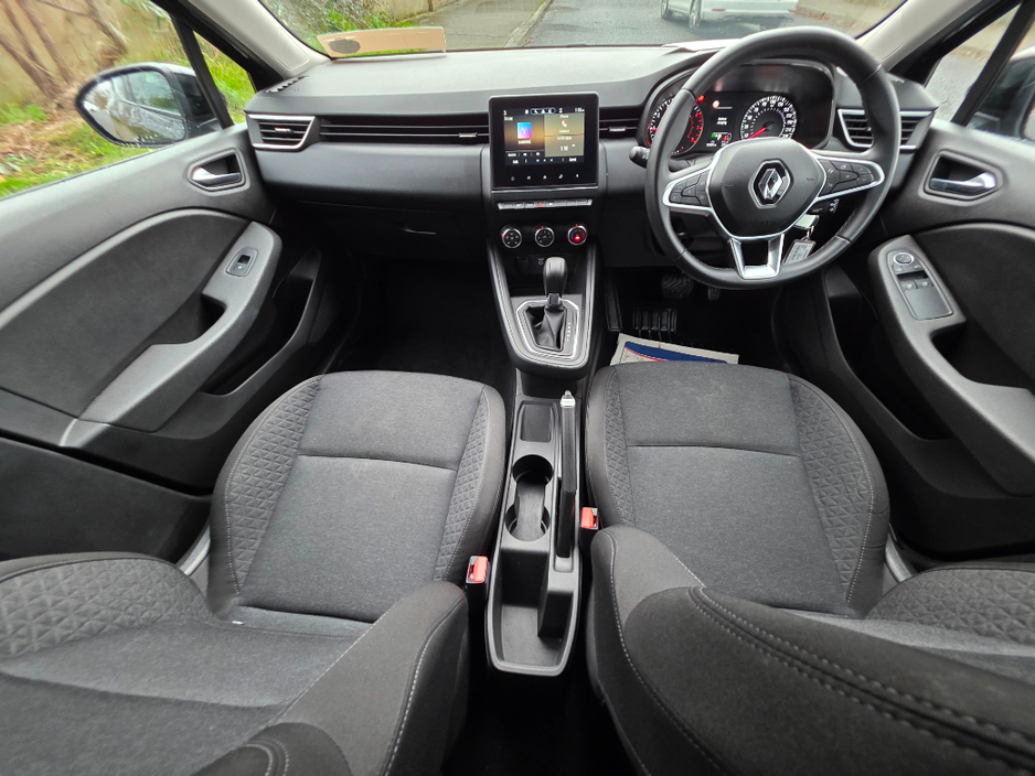 2023 Renault Clio Equilibre TCE 90 CVT Dfull MY2 €18,950