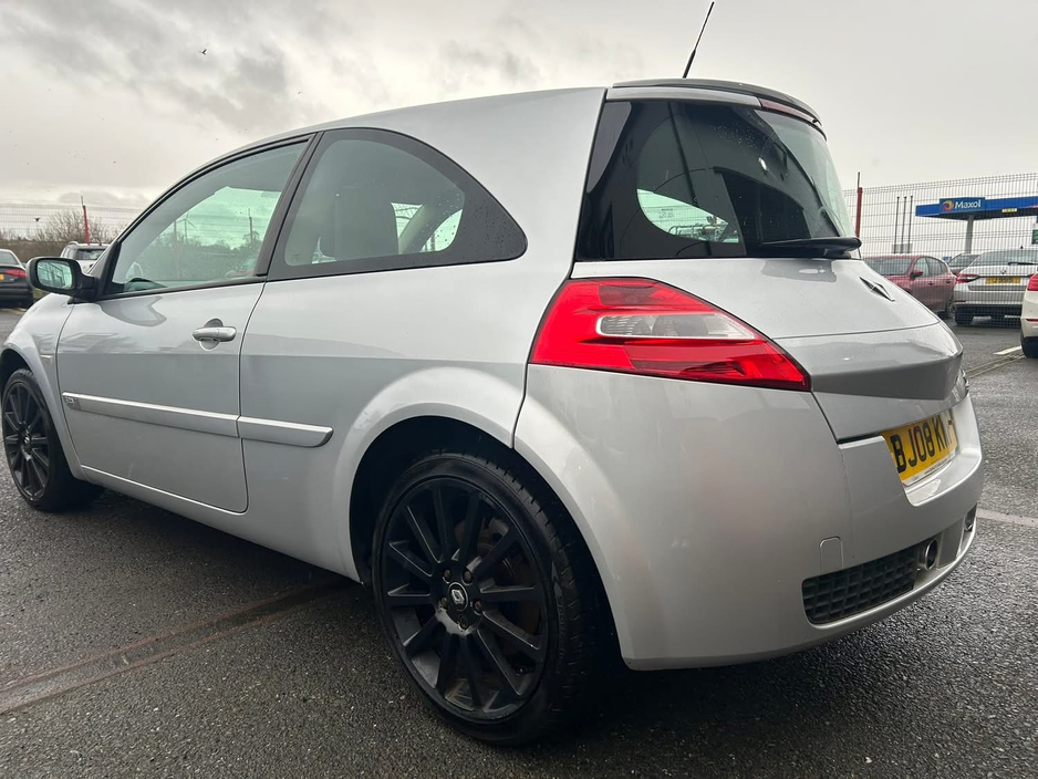 2008 Renault Megane SPORT 225 RENAULTSPORT €3,850