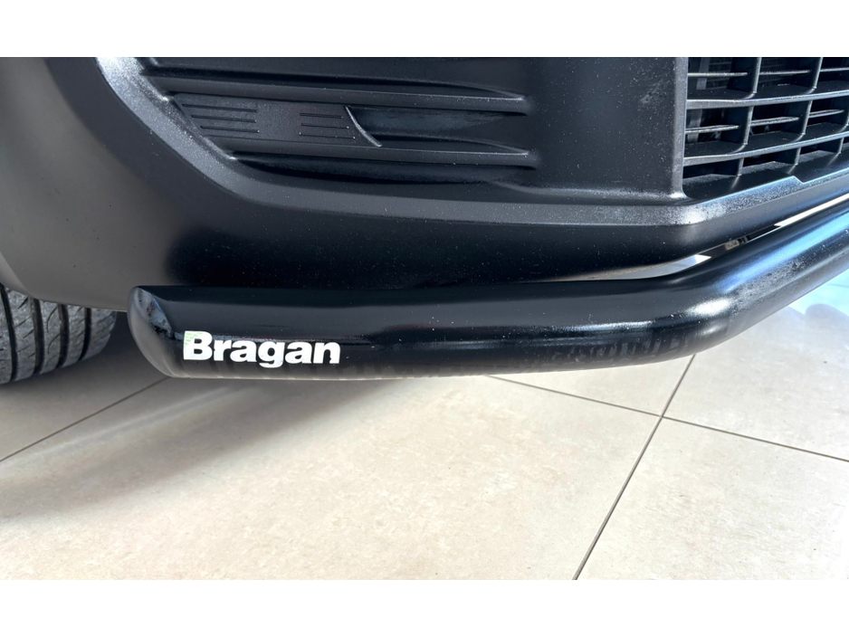 2020 Peugeot Partner - image 9