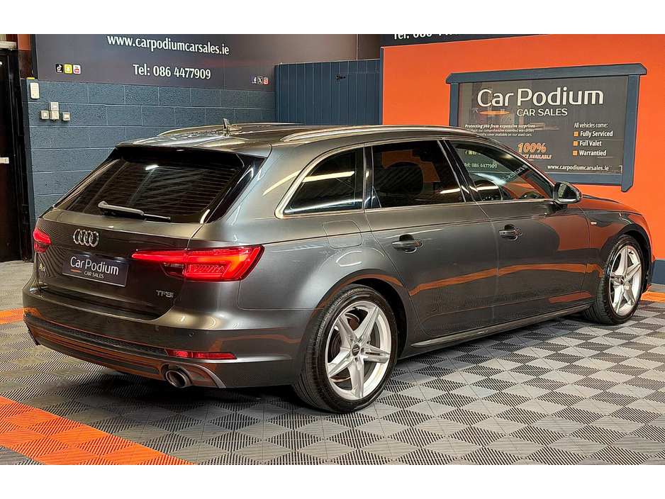 2016 Audi A4 - image 3