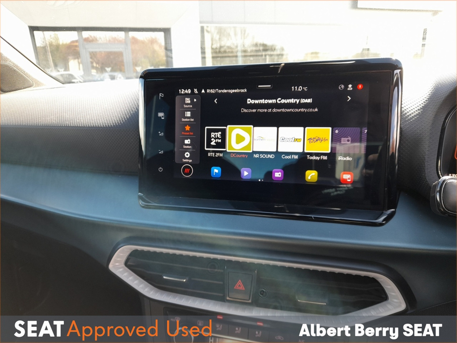 2023 SEAT Arona - image 13