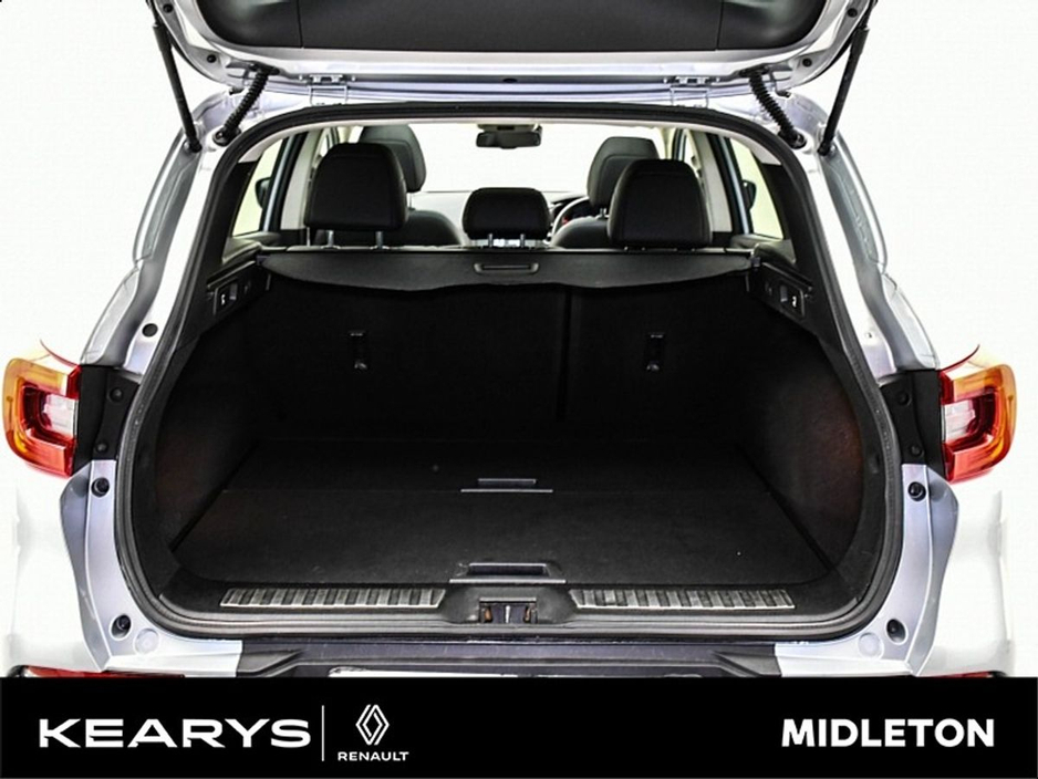 2020 Renault Kadjar - image 9