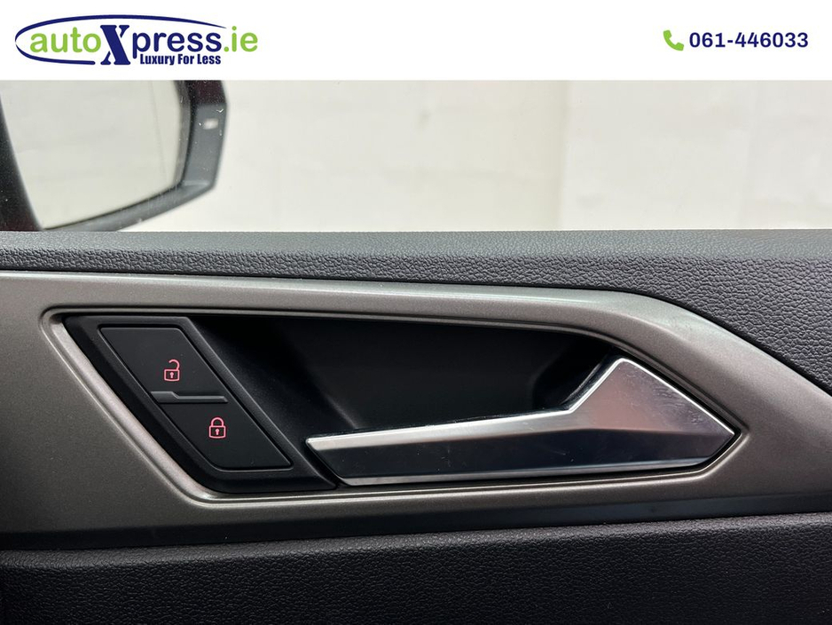 2018 Volkswagen Polo - image 24