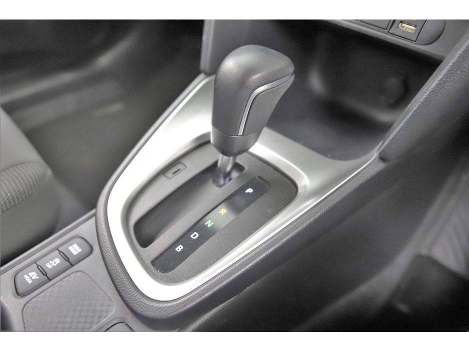 2022 Toyota Yaris Cross - image 28