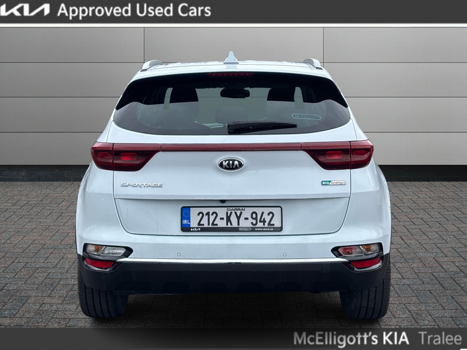2021 Kia Sportage - image 8
