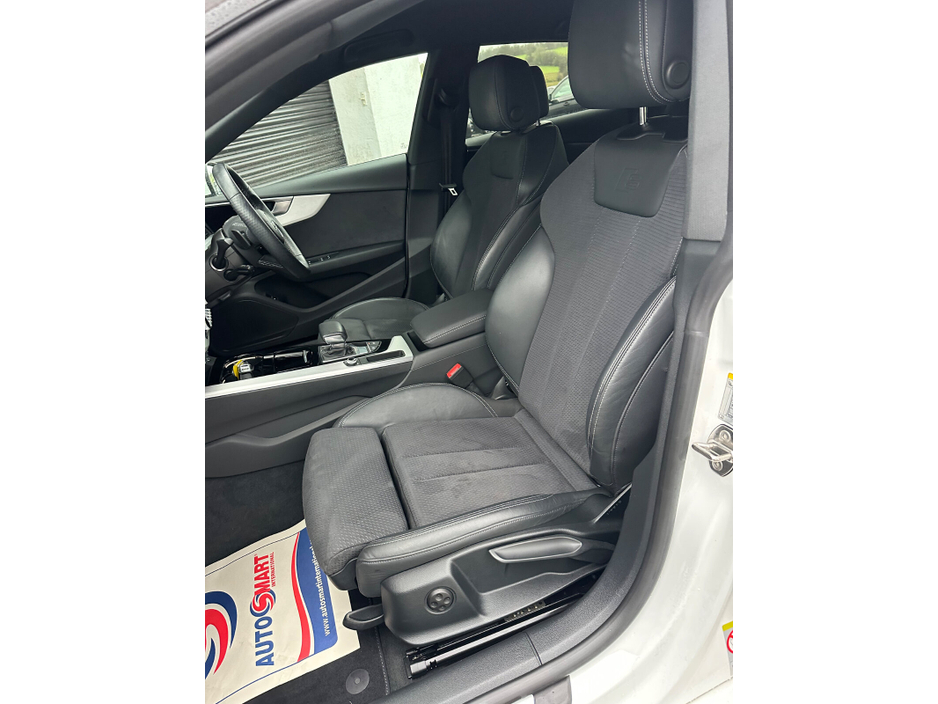 2022 Audi A5  €40,995