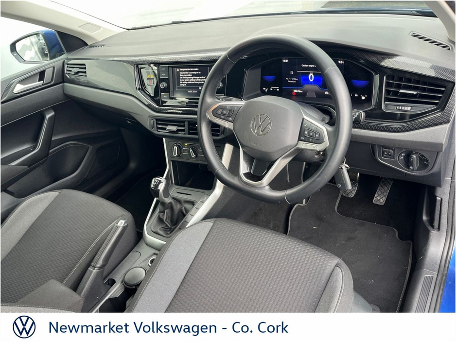 2023 Volkswagen Polo - image 8