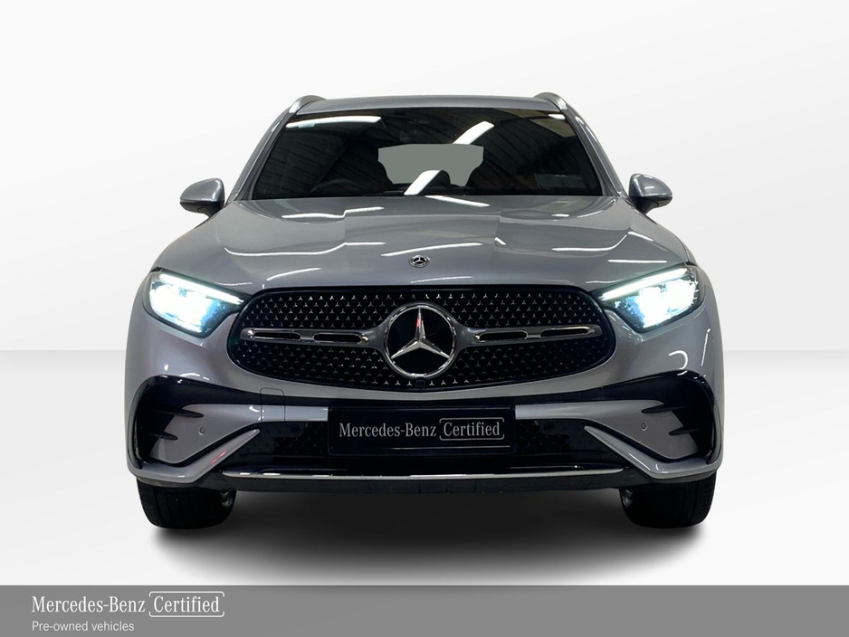 2025 Mercedes-Benz GLC Class - image 7