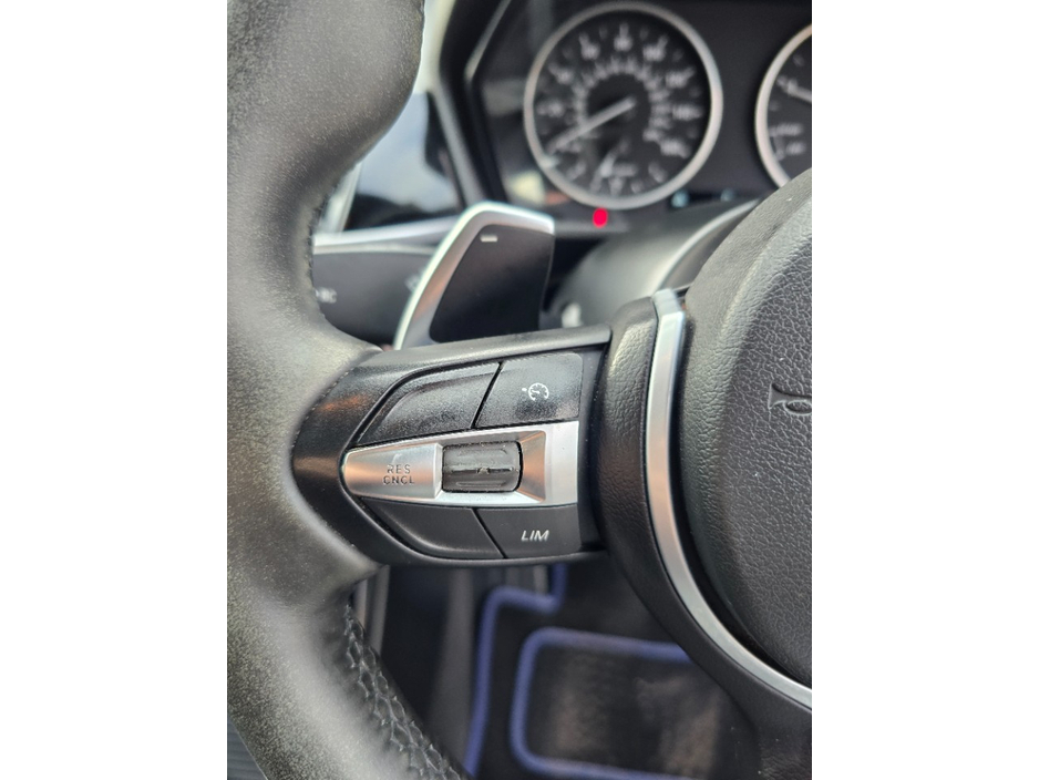 2017 BMW X1 - image 17