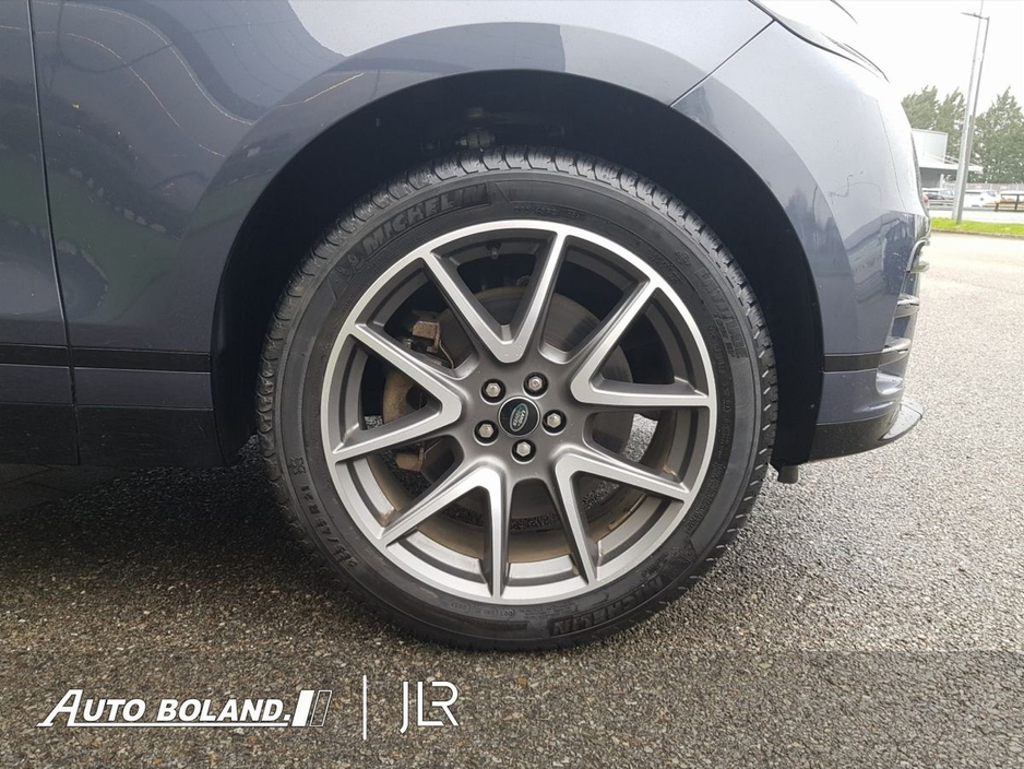 2024 Land Rover Range Rover Velar - image 9