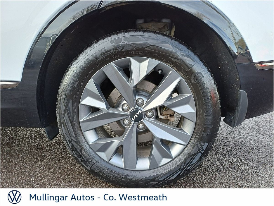 2024 Kia Sportage - image 24