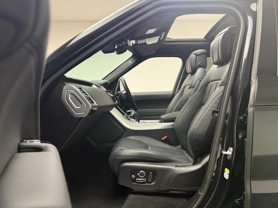 2022 Land Rover Range Rover Sport - image 14