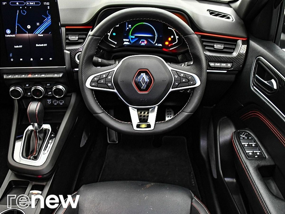 2022 Renault Arkana - image 25