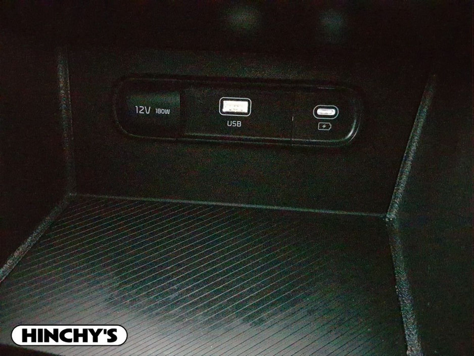 2025 Kia Sportage - image 26