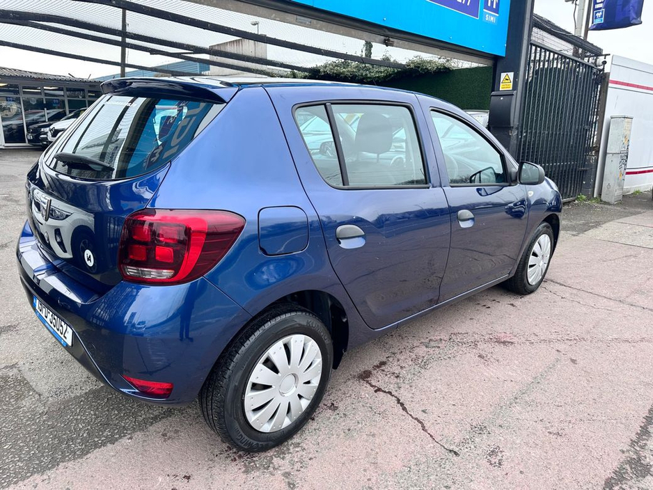 2019 Dacia Sandero - image 24