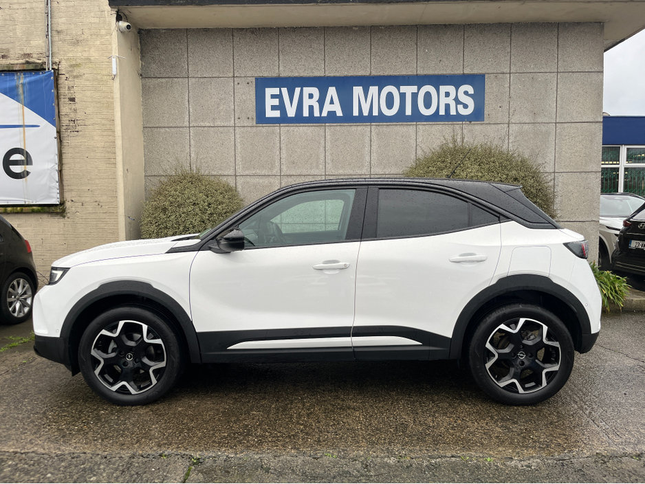 2024 Opel Mokka GS 1.2 PETROL AUTOMATIC //HEATED SEATS AND STEERING WHEEL//MASSAGE DRIVERS SEAT//REVERSE CAMERA//KEYLESS ENTRY//ADAPTIVE CRUISE CONTROL// €23,950