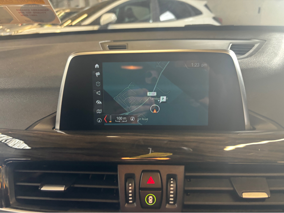 2019 BMW X1 - image 10