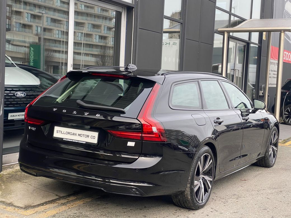 2023 Volvo V90 T6 Dark Plus Recharge AWD Auto (PHEV) €47,900