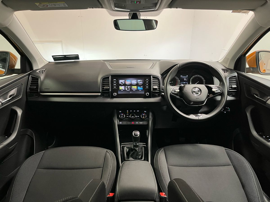 2023 Skoda Karoq Ambition 1.0TSI 110BHP - Parking Sensors - Climate Control - Cruise Control - Auto Lights/Wipers - Apple CarPlay/Android Auto €29,950