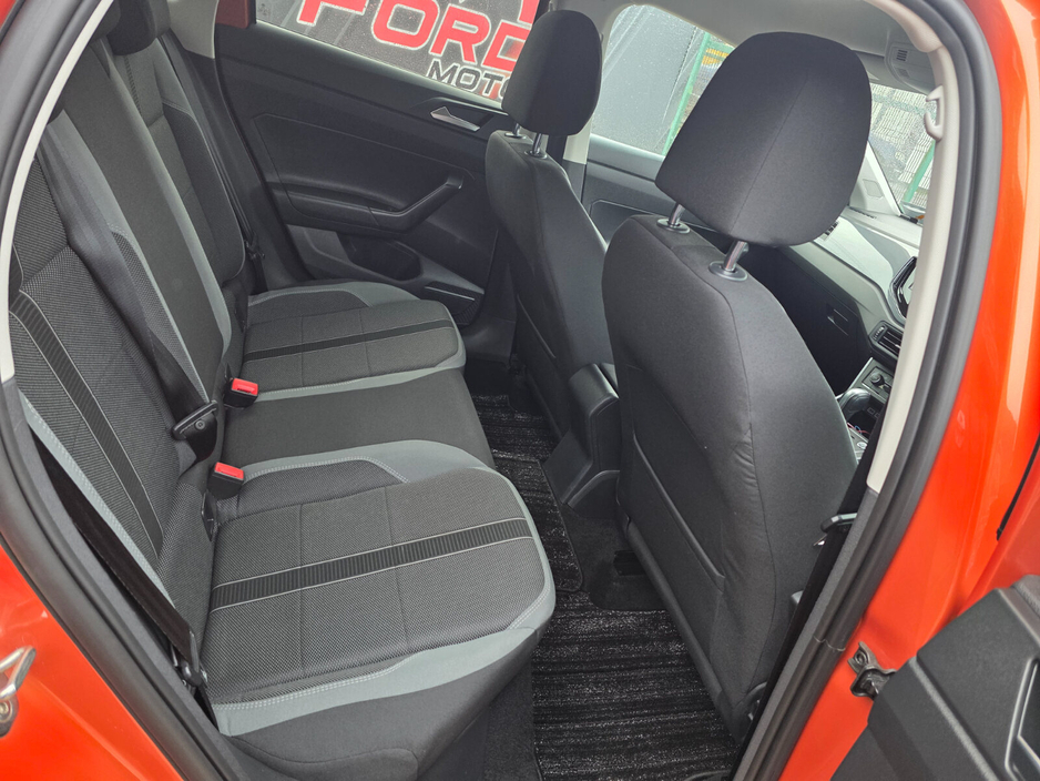 2018 Volkswagen Polo - image 7