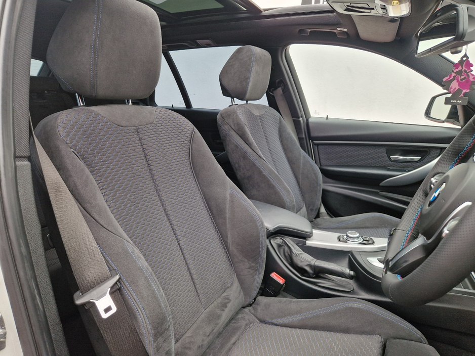 2013 BMW 3 Series - image 27