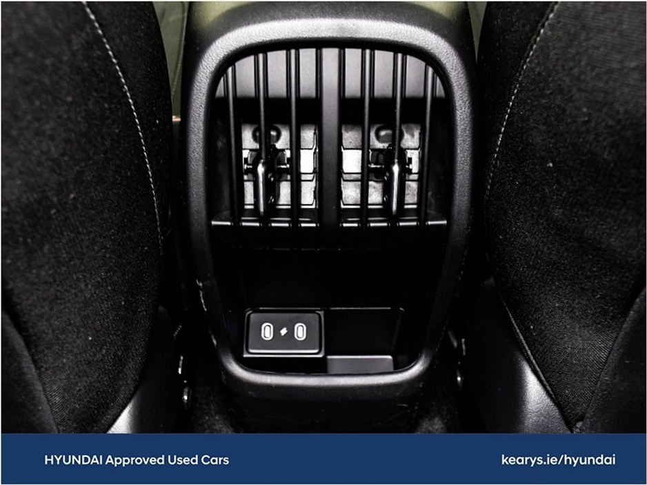 2025 Hyundai Kona Petrol Elegance €32,890