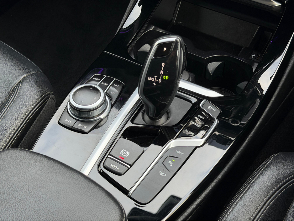 2021 BMW X3 - image 26