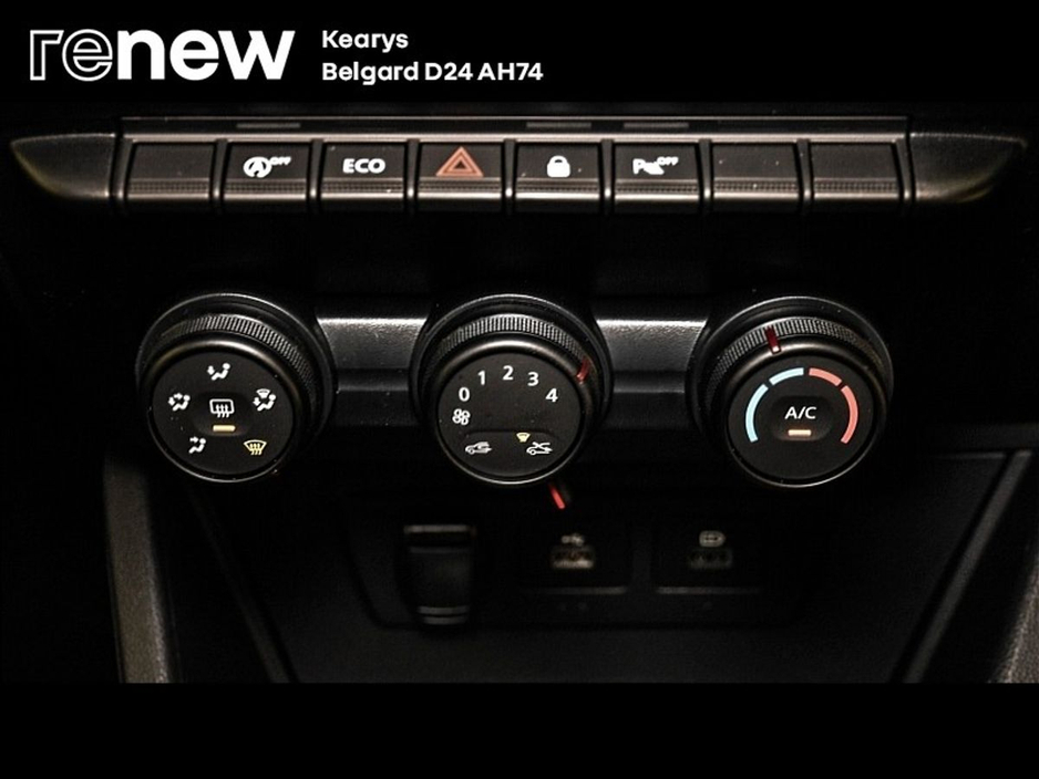 2022 Dacia Duster 1.0 TCe 100 BiFuel Dfull Comfort €19,900