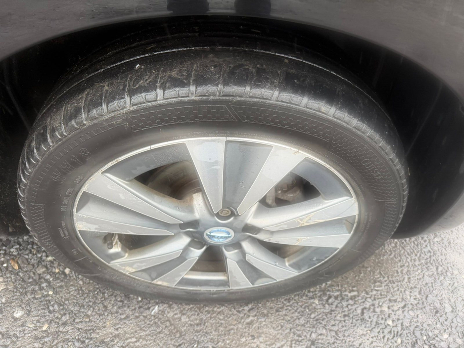 2013 Nissan Leaf - image 9