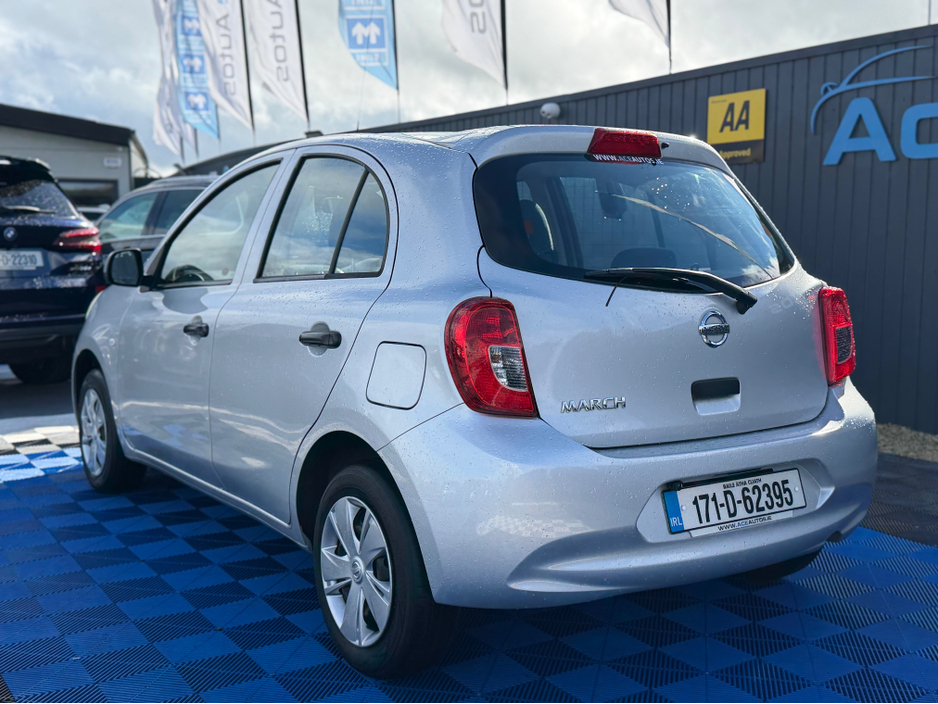 2017 Nissan March - image 6