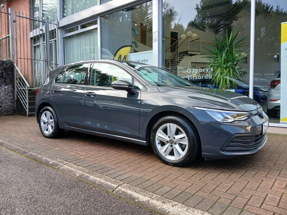 2023 Volkswagen Golf 2.0 TDI 115HP Life, Urano Grey, 1 owner, 60km. €28,500