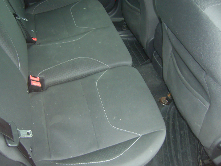 2015 Ford Focus 1.5 TDCI ZETEC 120PS 5DR €6,250