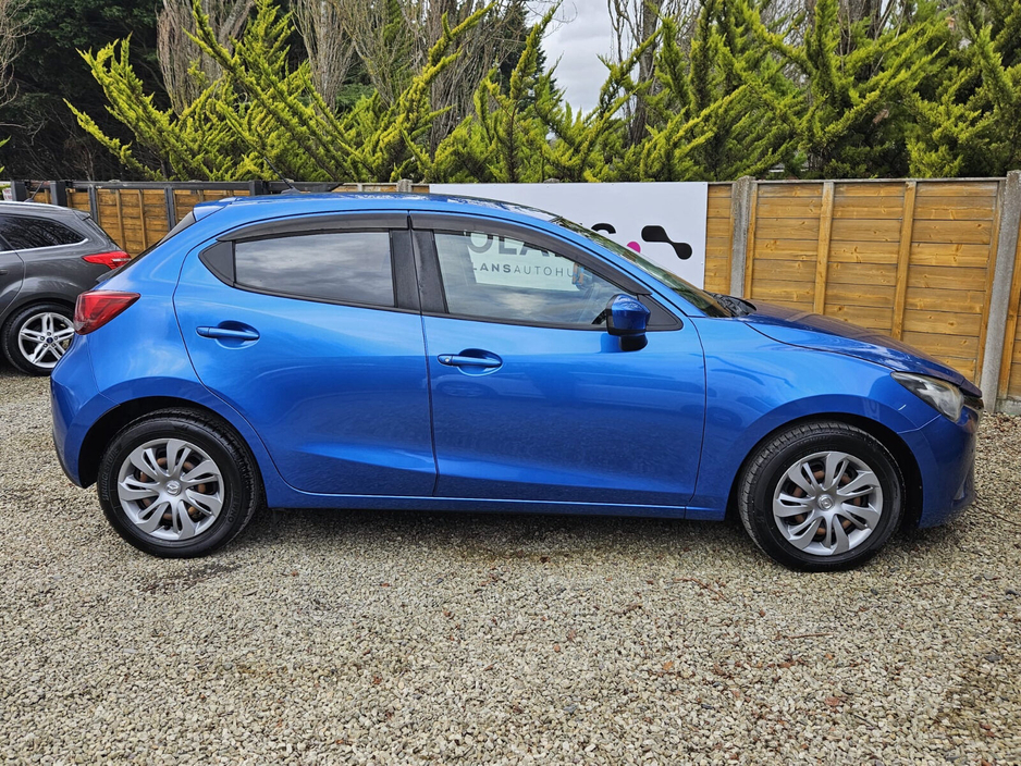 2016 Mazda Demio - image 6