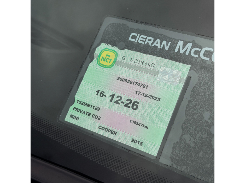 2015 MINI Cooper - image 8