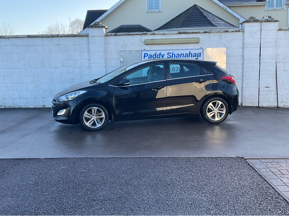2017 Hyundai i30 I 30 1.6 DELUXE 5DR €9,950