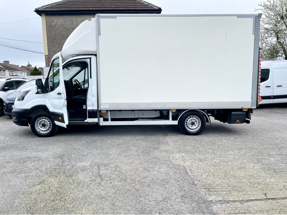 2023 Ford Transit - image 29