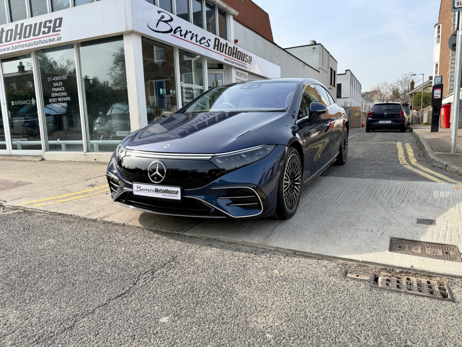 2022 Mercedes-Benz EQS - image 2